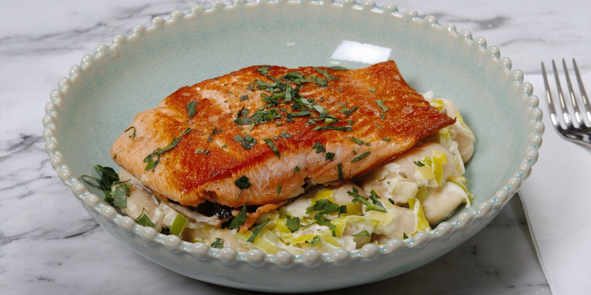 Salmon with Creamy Leek and Farmhouse Beans – Sabato