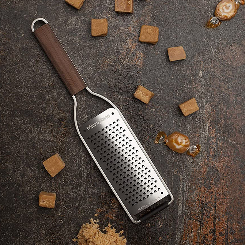 Microplane Master Series Coarse Grater