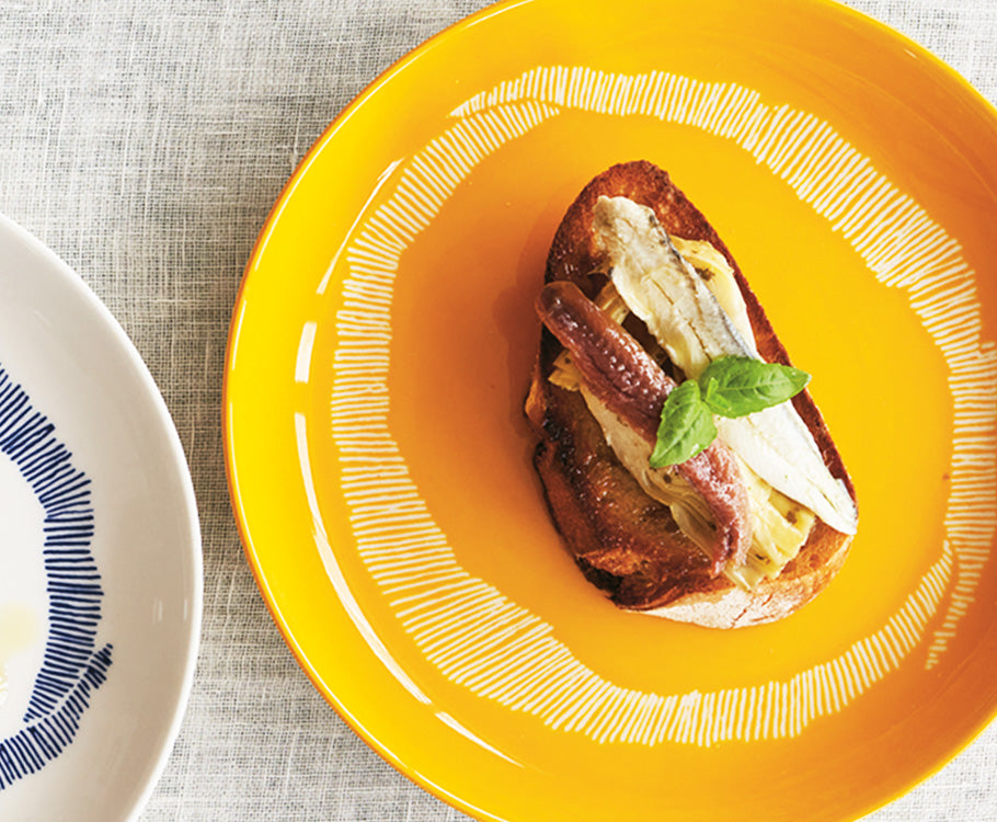 Sabato - Catalan tomato bread with artichokes and anchovies