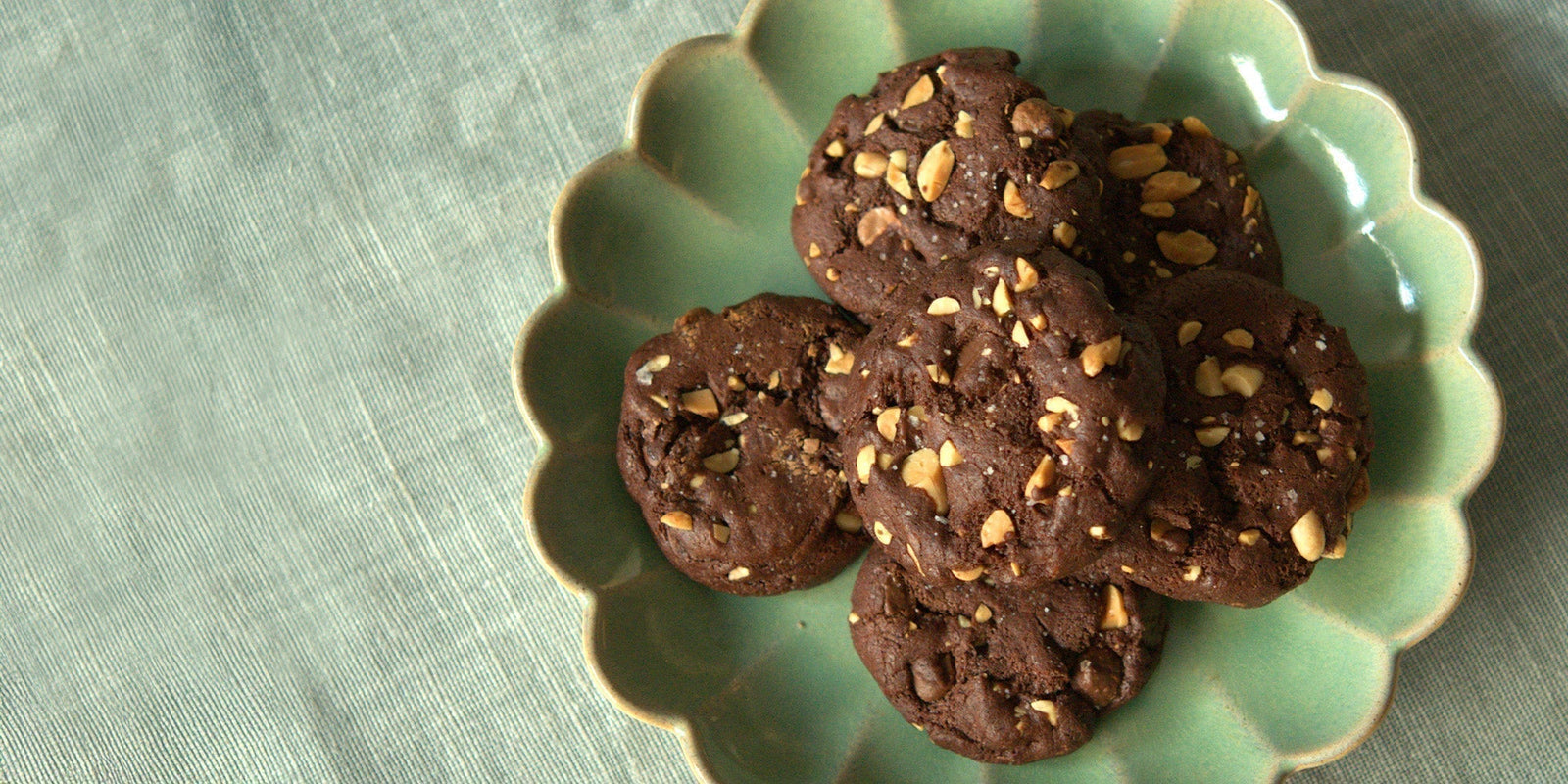 Kiwi Classic Peanut Brownie Biscuits (Gluten-Free)