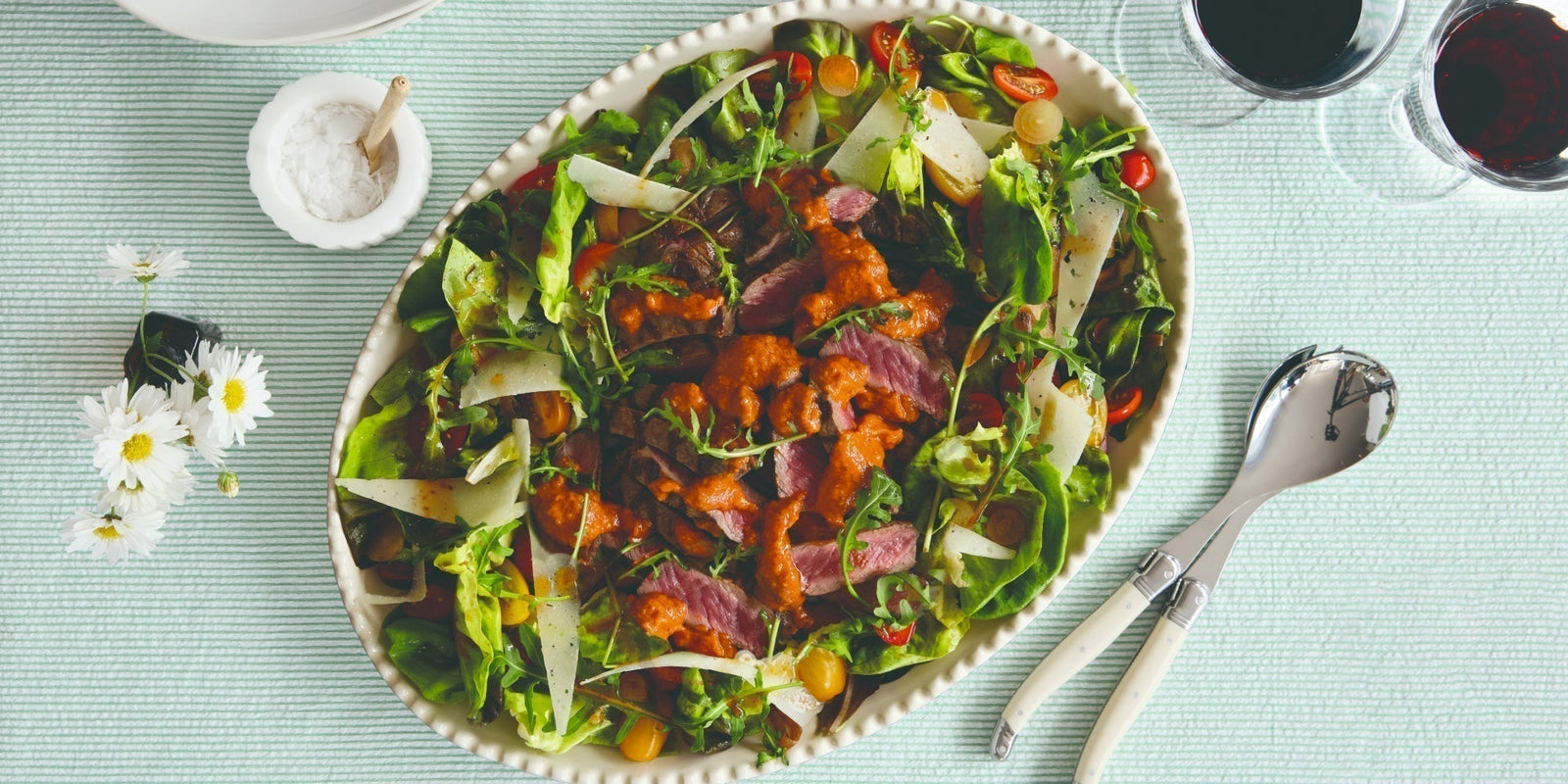Spanish steak salad with romesco sauce
