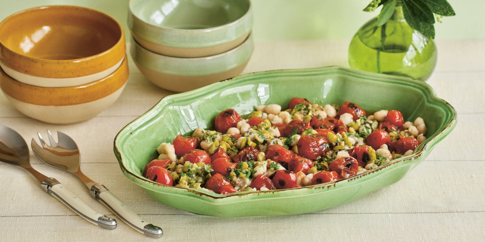 White haricot bean salad with gilda salsa