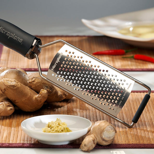 Microplane Coarse Grater ~ Black Handle | New Zealand Delivery | Sabato Auckland