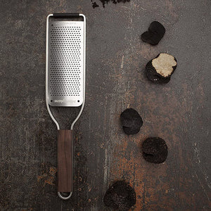 Load image into Gallery viewer, Microplane Master Series Fine Grater
